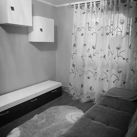 Lux Apartament Zalau Exterior photo
